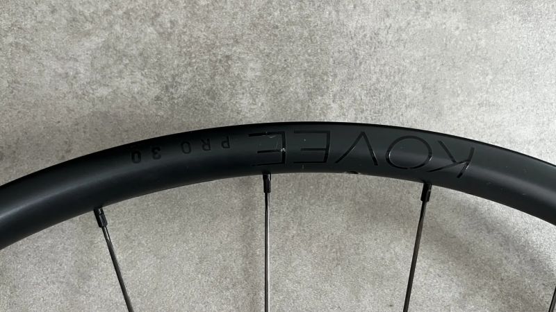 MTB kola Bontrager Kovee Pro 30 TLR