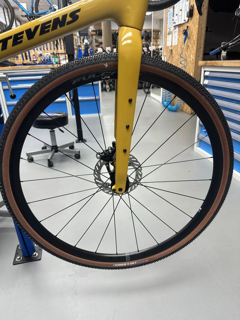 Prodám FULCRUM Lite GR – úplně nová gravel kola 700c, 0 km demontovaná z nového kola