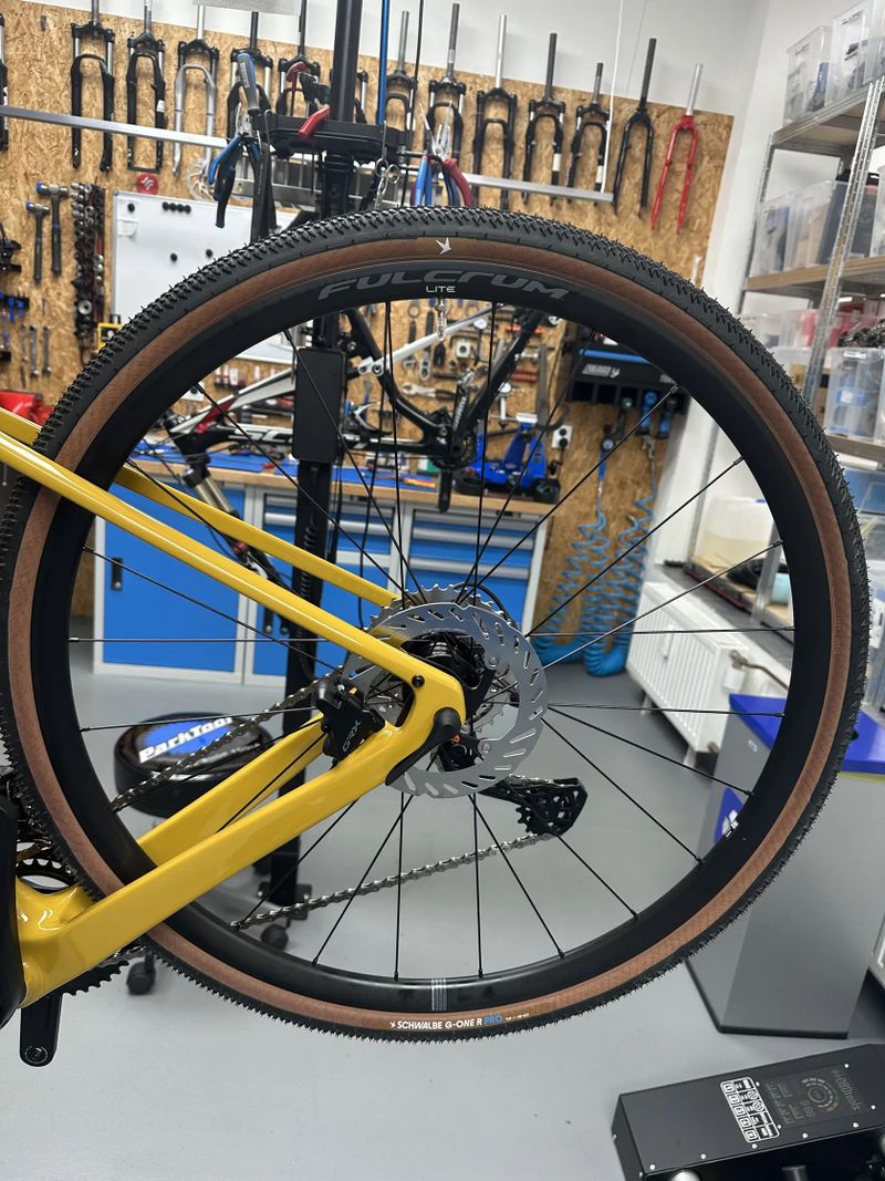 Prodám FULCRUM Lite GR – úplně nová gravel kola 700c, 0 km demontovaná z nového kola