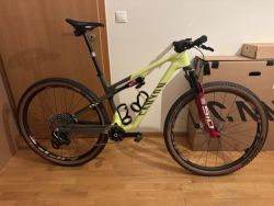 Canyon Lux World cup CFR