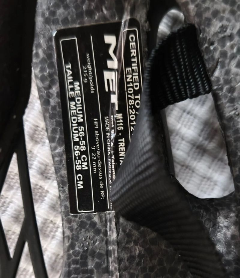 Met Trenta 3K Carbon