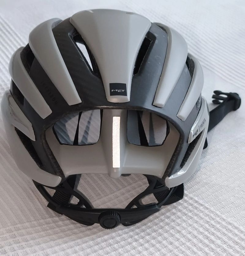 Met Trenta 3K Carbon