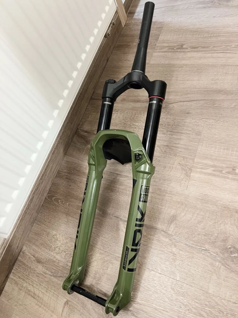 RockShox Lyrik Ultimate 29" 160mm Charger 3.1 zelená