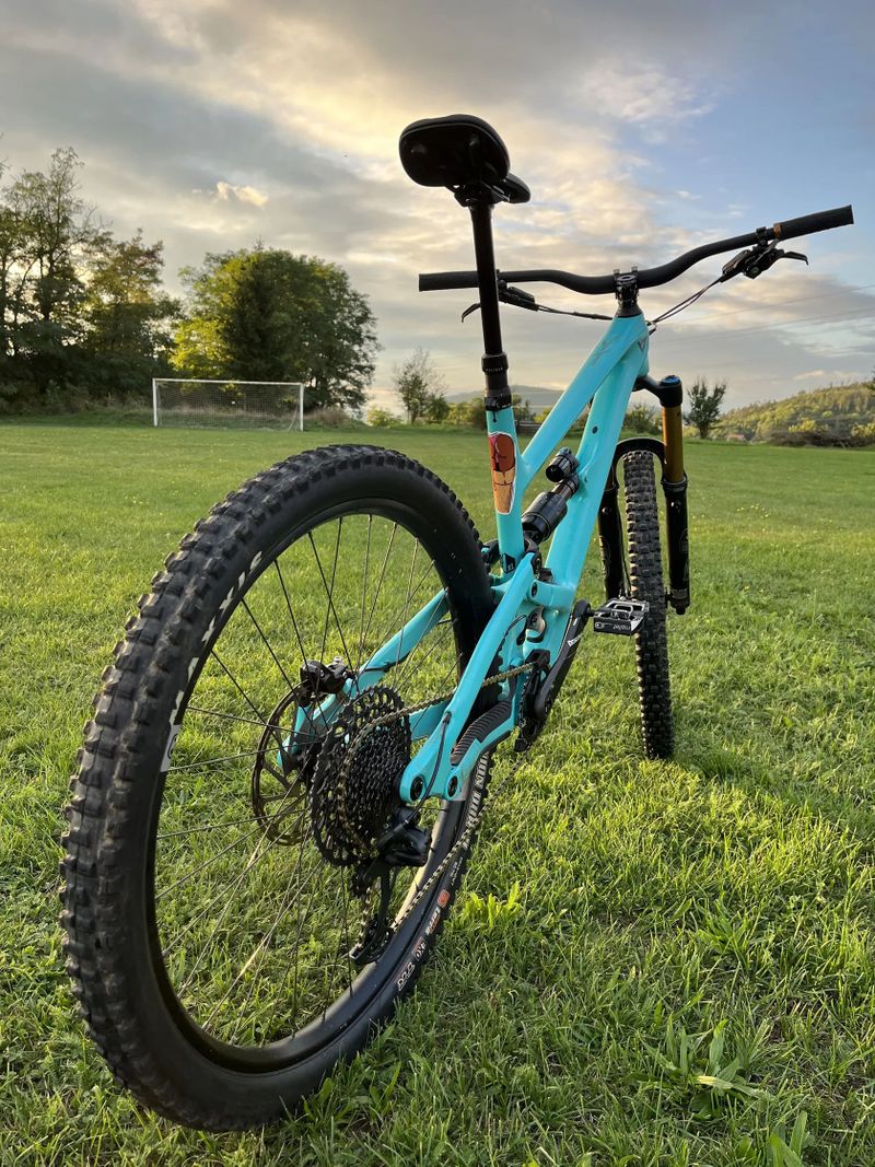YT Industries Capra CORE 4