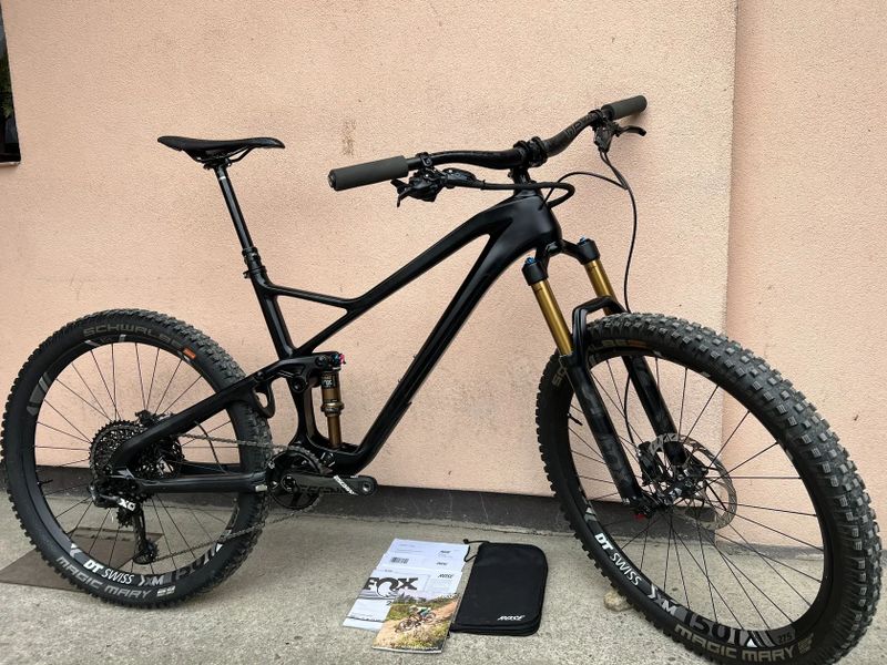 Enduro Rose Pikes Peak 4 AM Carbon - Top osazení!