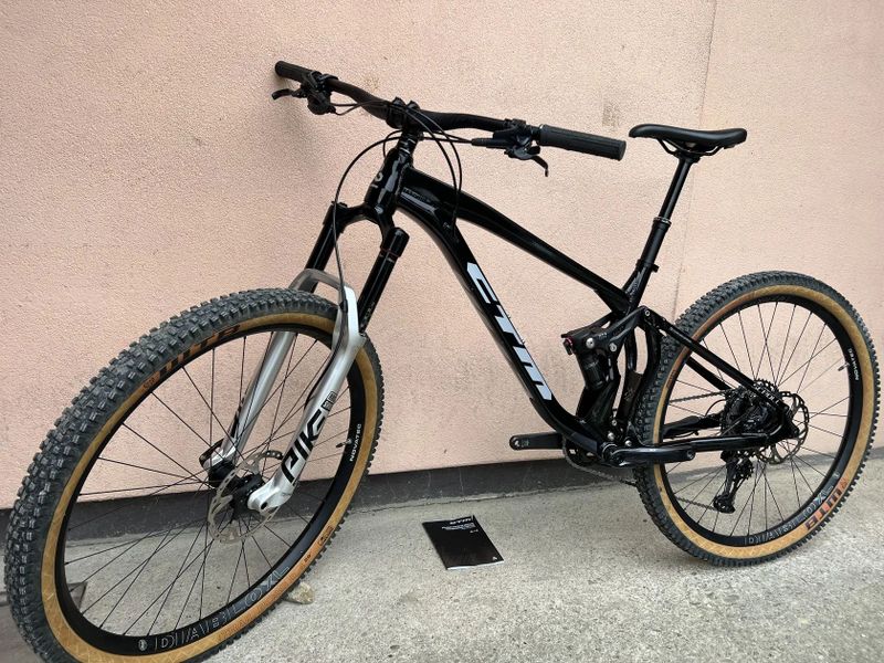 Zánovní enduro CTM Scroll AM Pro