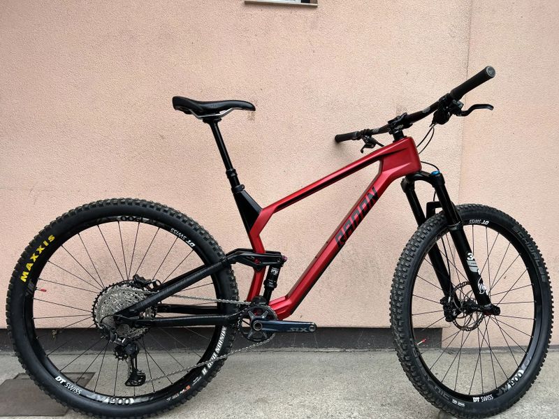 Málo jetý Radon Skeen Trail CF 9 Carbon