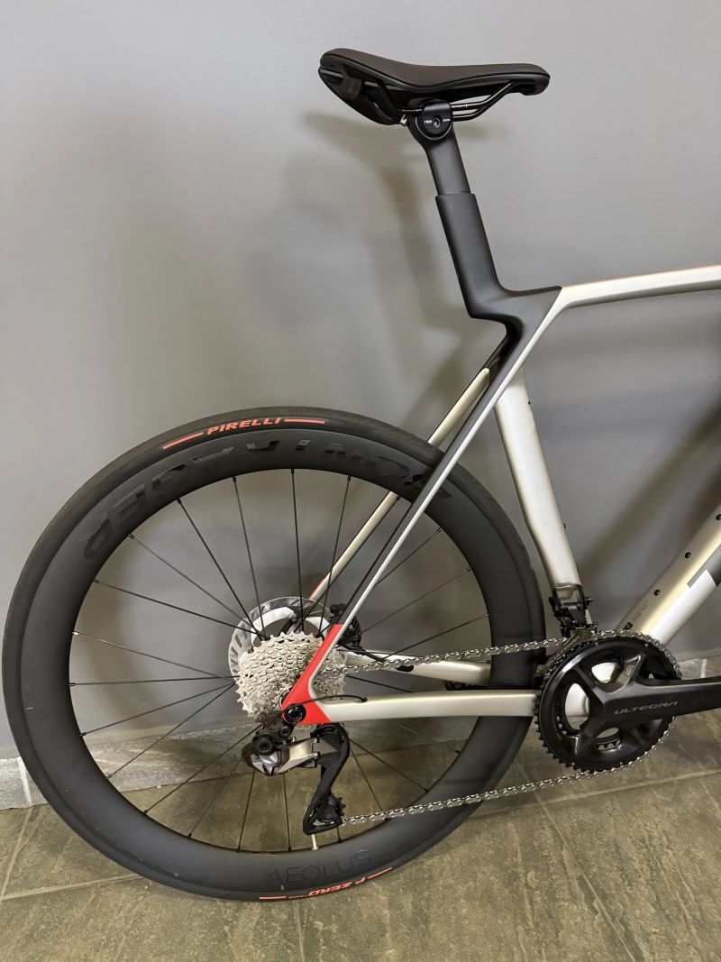 Zánovní kola Trek Madone SL 7 Gen 8 Velikosti S,M,M/L,XL