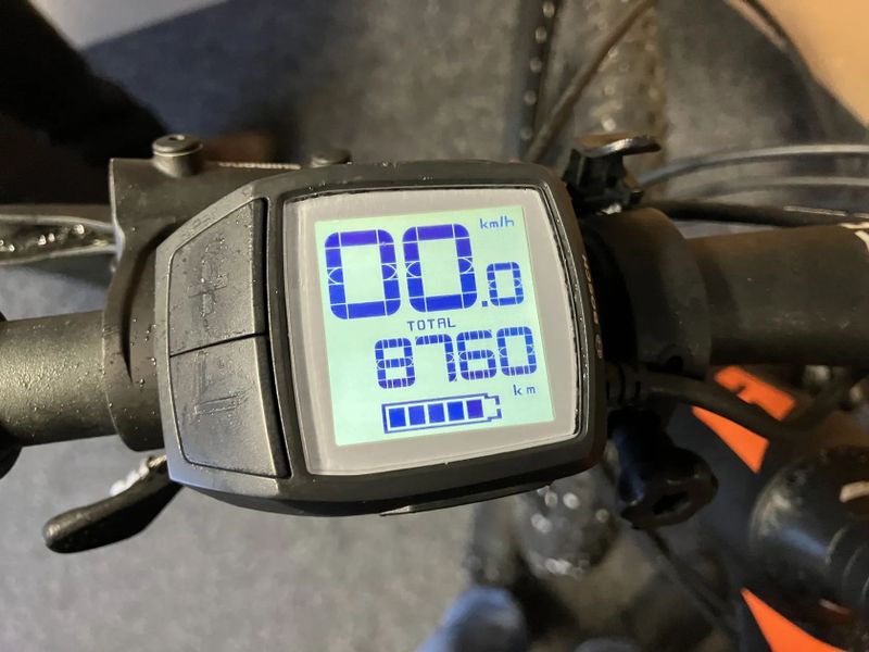 HEAVY TOOLS KAMMU 29"