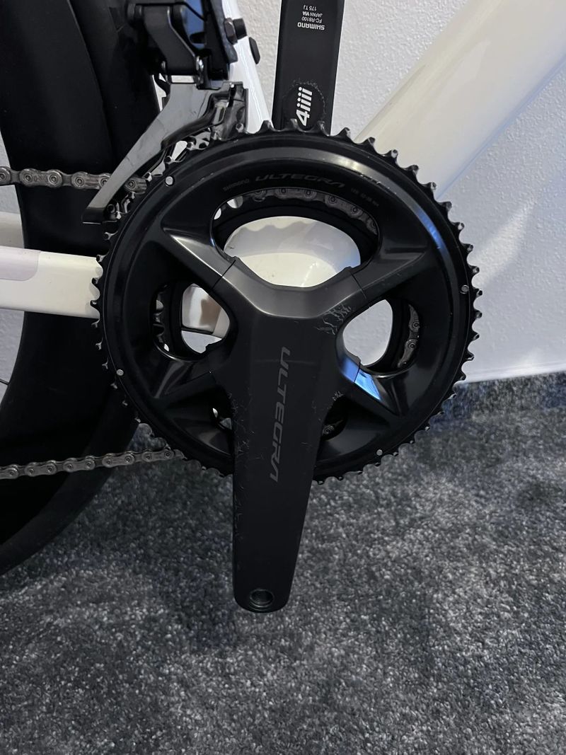 Canyon ultimate cf sl 8 aero+wattmetr