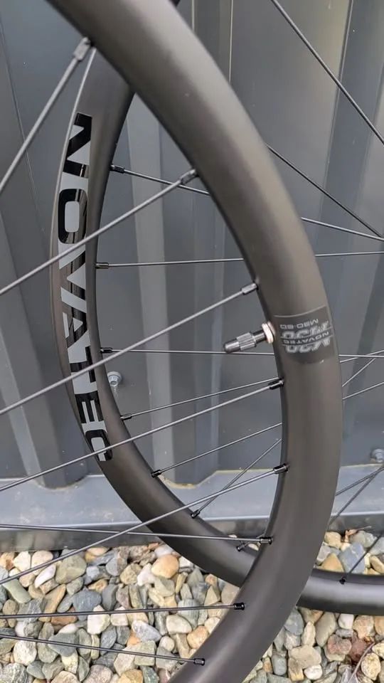 Nová karbonová enduro kola Novatec M30 29"