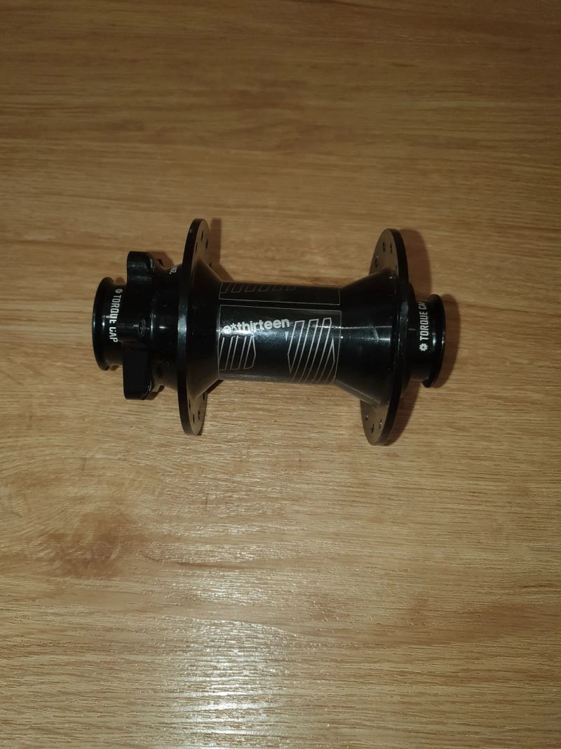 E*thirteen přední náboj