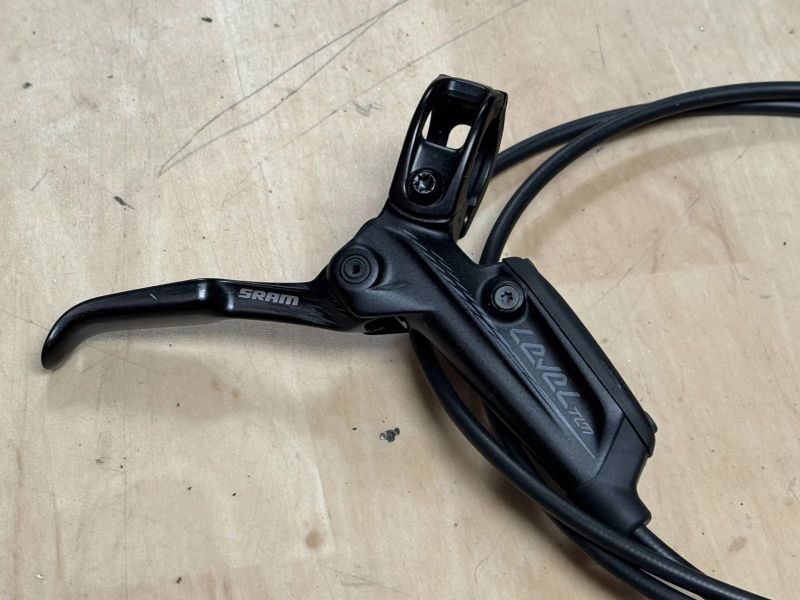 Brzdy SRAM Level TLM