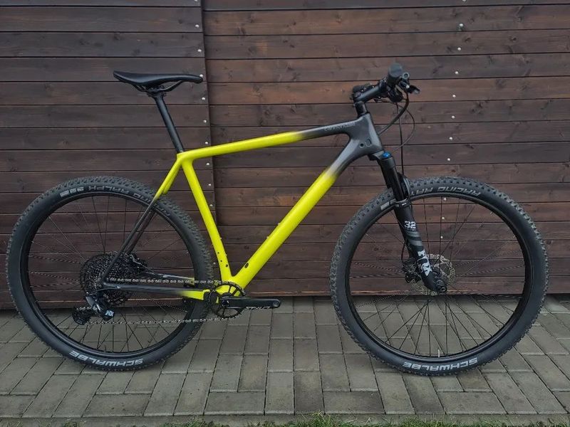 Nabízím PO SERVISU k prodeji velice zachovalé horské kolo Cannondale F-Si carbon 5 / vel. XL / 29er