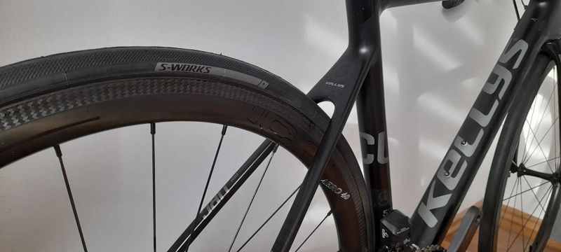  Prodám Kellys URC 90 shimano Di2 11
