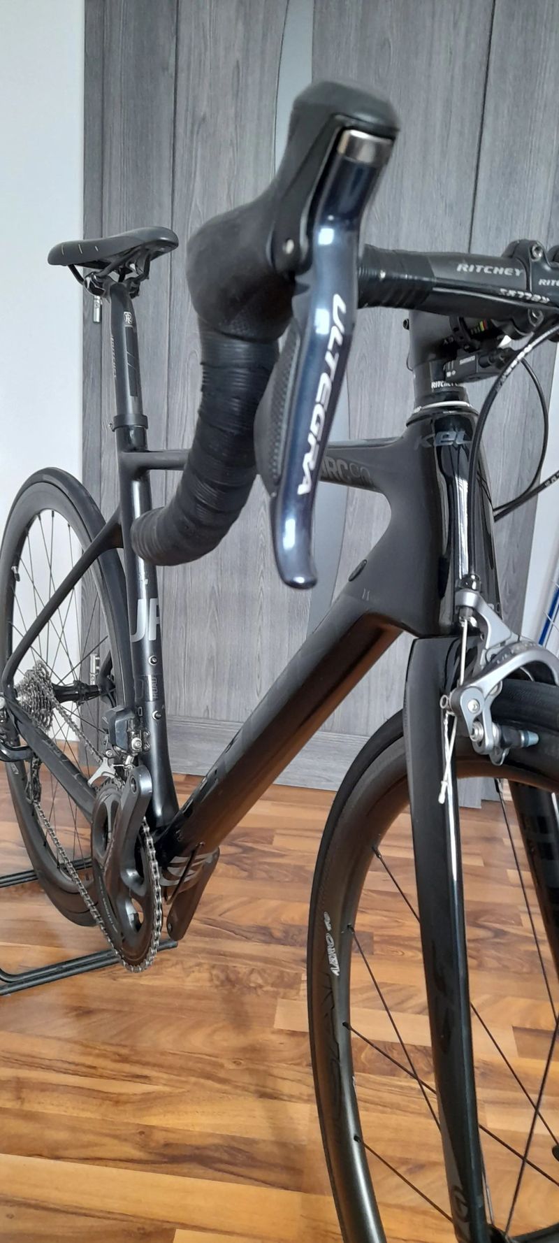  Prodám Kellys URC 90 shimano Di2 11