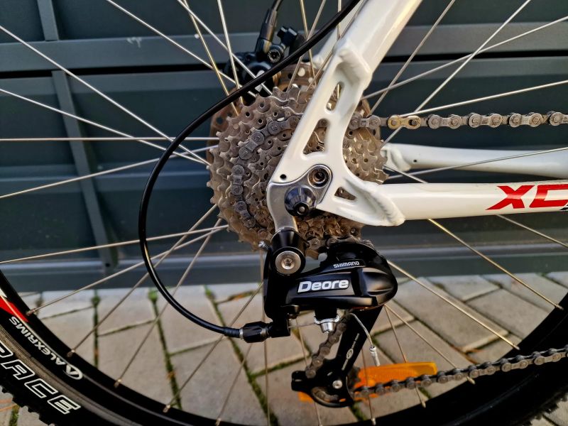 (9)Horské hliníkové kolo Merida Kotoučové brzdy