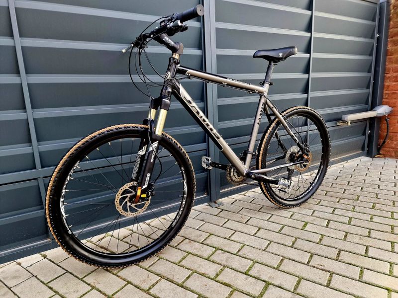 (16)Horské hliníkové kolo Jamis Air