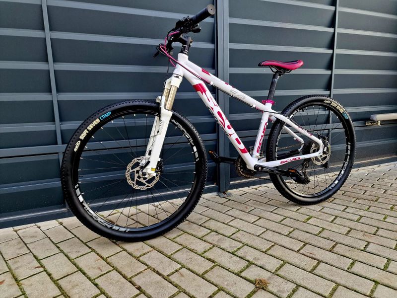 (17)Dámské/Dívčí horské kolo Scud 27,5"
