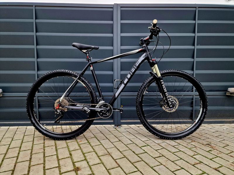 (18)Horské kolo Cube Air 29"