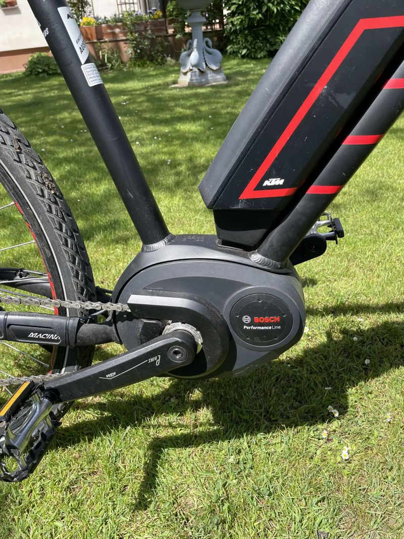 KTM Macina Cross 10 Plus