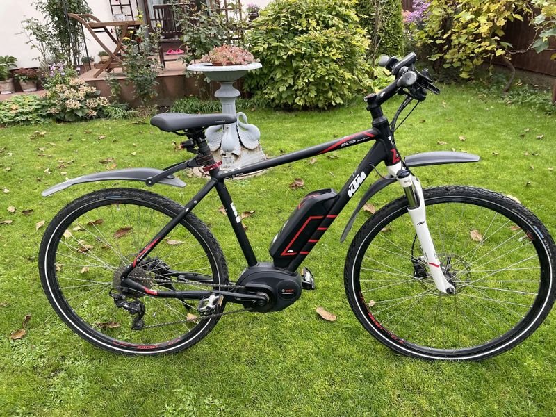 KTM Macina Cross 10 Plus