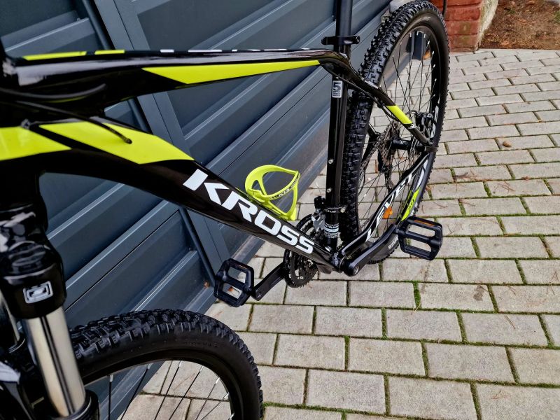 (20)Horské hliníkové kolo Kross 29"