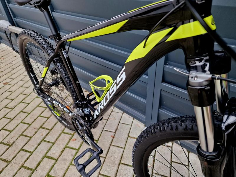 (20)Horské hliníkové kolo Kross 29"