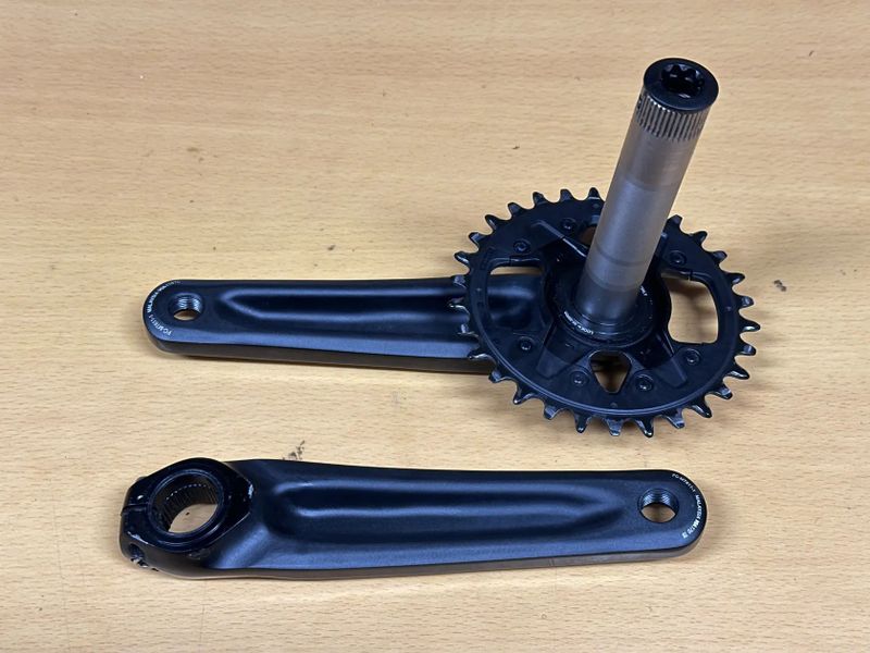 Kliky Shimano FC-MT611-1 170mm včetně převodníku 30 zubů