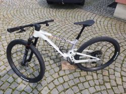 Scott Spark RC Team Issue 2025 vel.M do Července 2027 v záruce výrobce