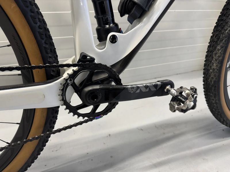 Spark RC 900 Pro 2021/SRAM AXS/ROVAL CONTROL...