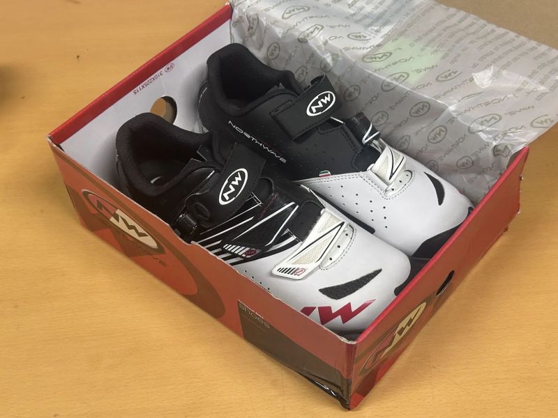 NOvé Tretry Northwave Hammer SRS velikost 44