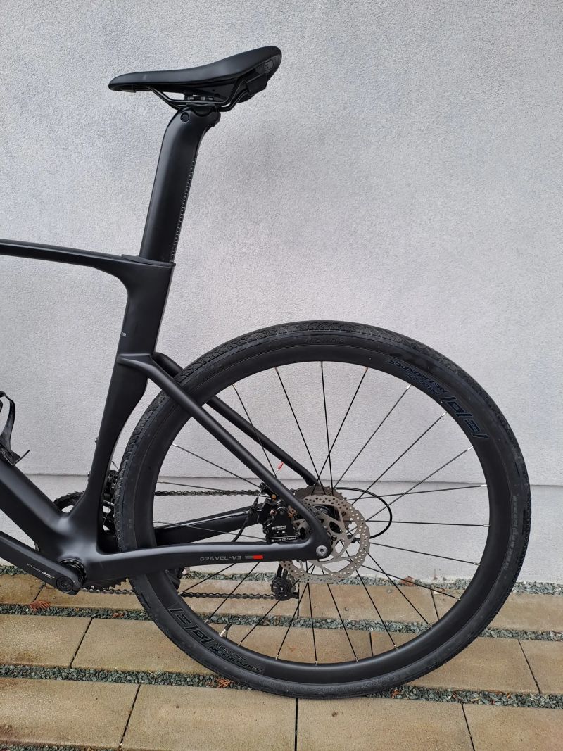 Twitter GRAVEL V3 - SRAM RIVAL 22