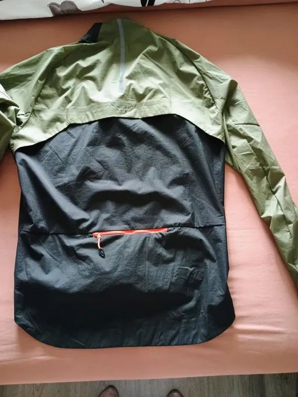 Nové cyklistické větrovky Dynafit Ride Wind, S