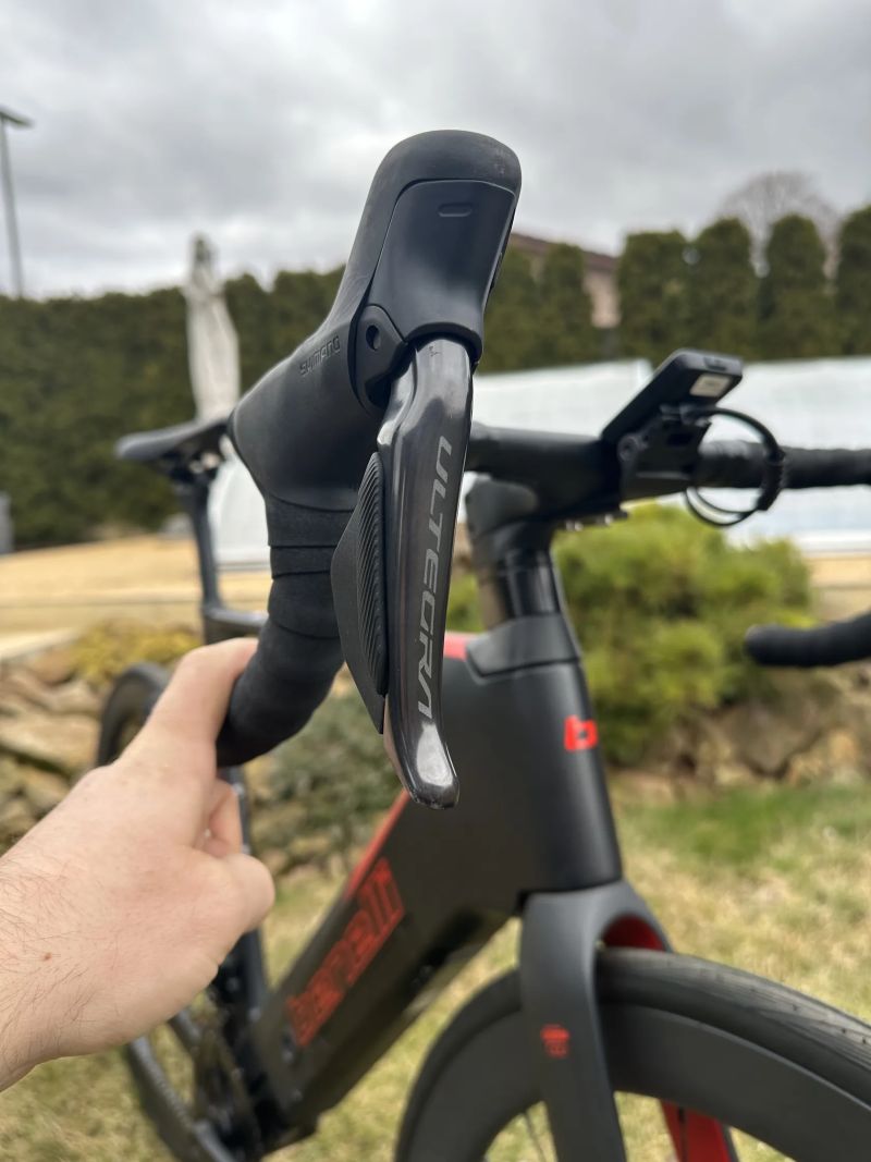 Krásné NOVÉ karbonové elektrokolo Benelli na Ultegra Di2