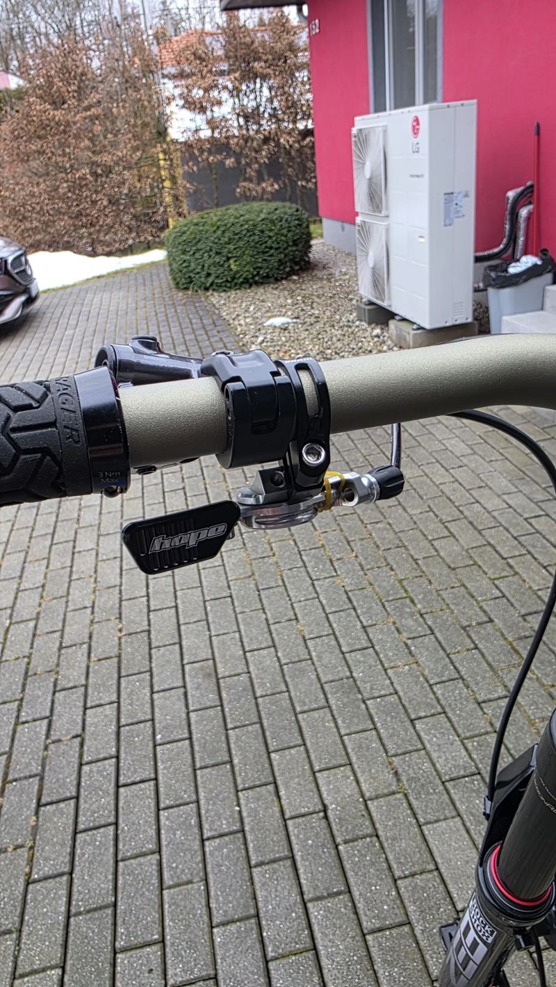 Trek slash gen6 vel L