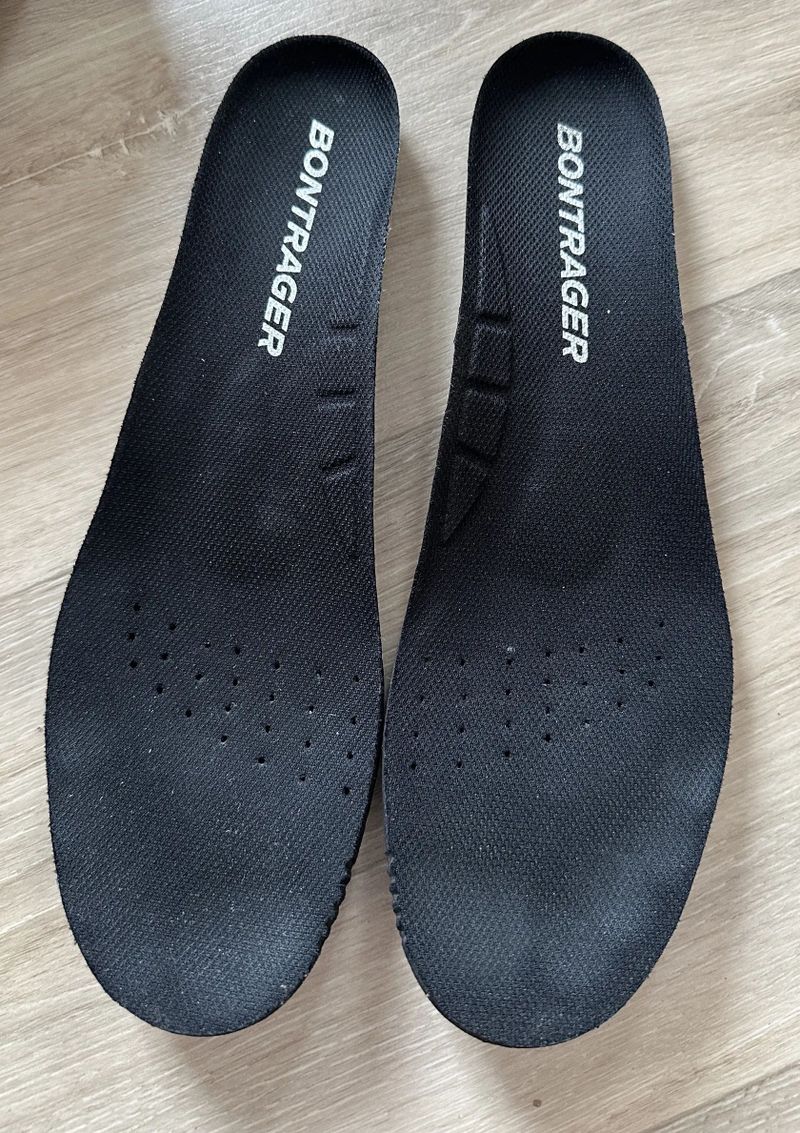 MTB tretry Bontrager Foray – vel. 45/ 28,3cm - pohodlí na kole i u baru