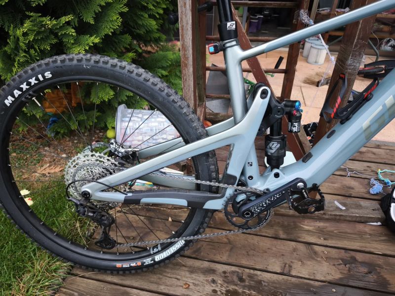 Ghost Path Riot Advanced XL 270km odpočet DPH