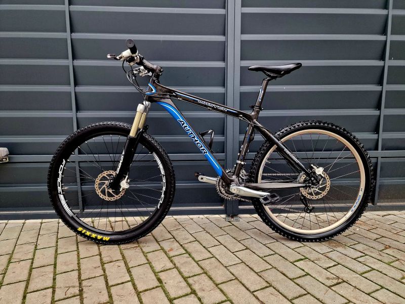 (21) Karbonové horské kolo Author Air