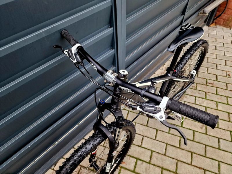 (23) Horské hliníkové kolo Cube