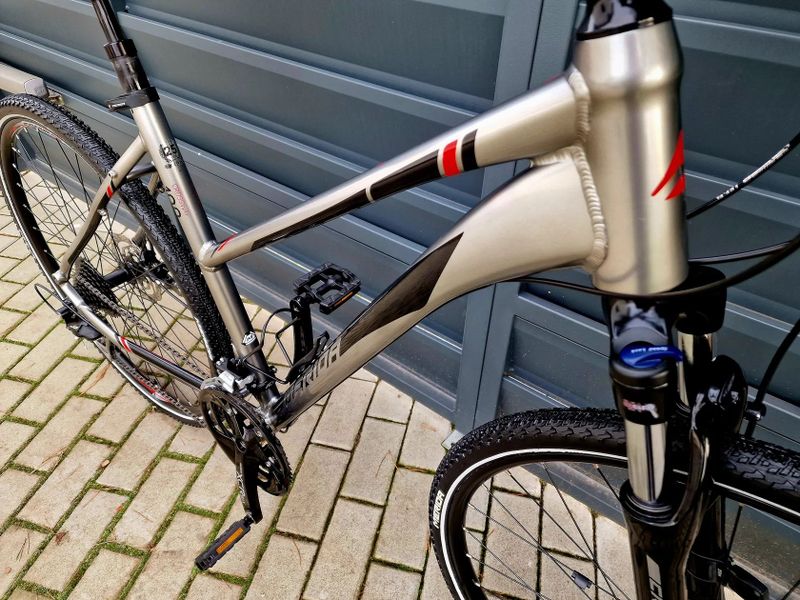 (26) Dámské Crossové/Trekingové kolo Merida 28"