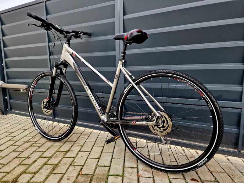 (26) Dámské Crossové/Trekingové kolo Merida 28"