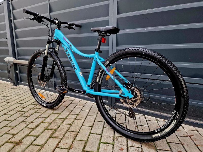 (30)Dámské/Dívčí horské kolo Trek 27,5"