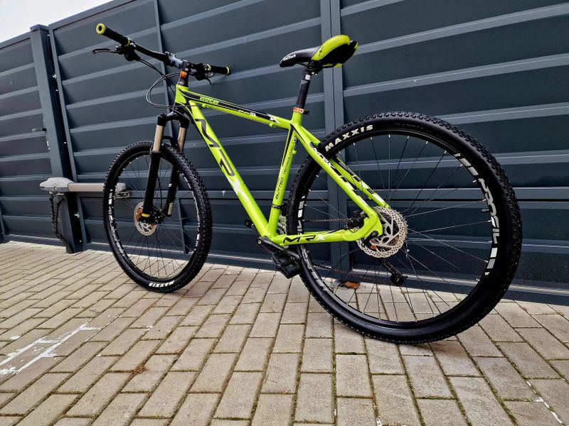 (32)Horské hliníkové kolo MRX 29" 