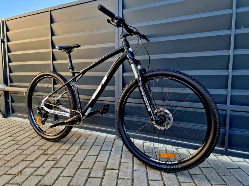 (36)Horské hliníkové kolo GT 29" 