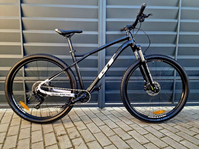 (36)Horské hliníkové kolo GT 29" 