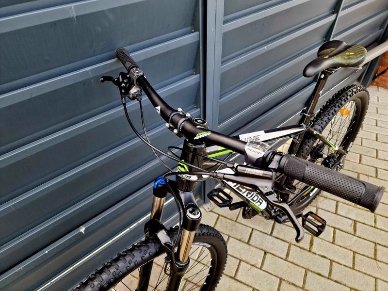 (37)Horské hliníkové kolo Merida Air 29"