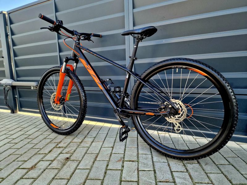 (38)Horské hliníkové kolo KTM 27,5"