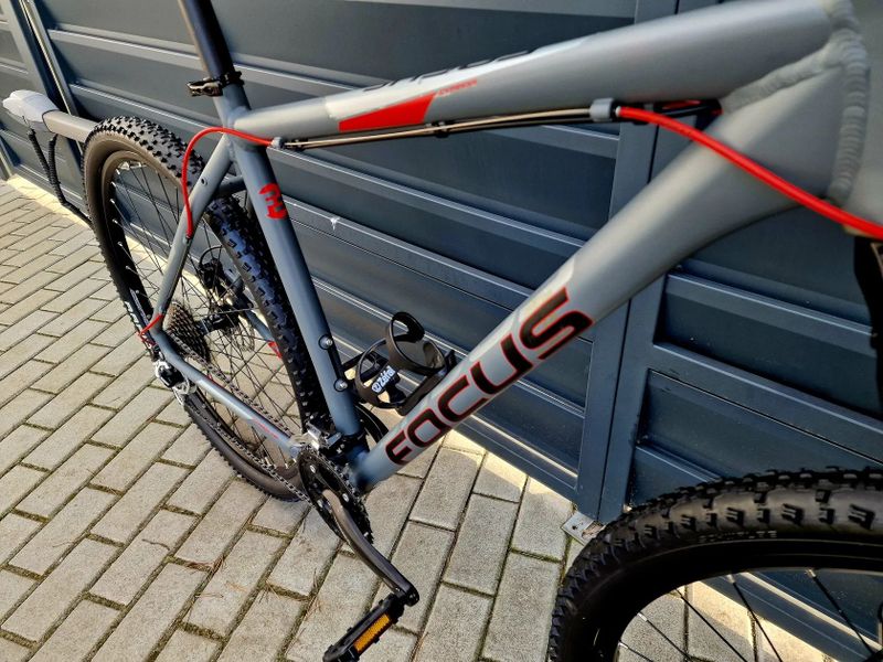 (39)Horské kolo Focus Air 29" 