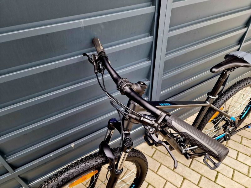 (44)Horské hliníkové kolo Kellys 29"